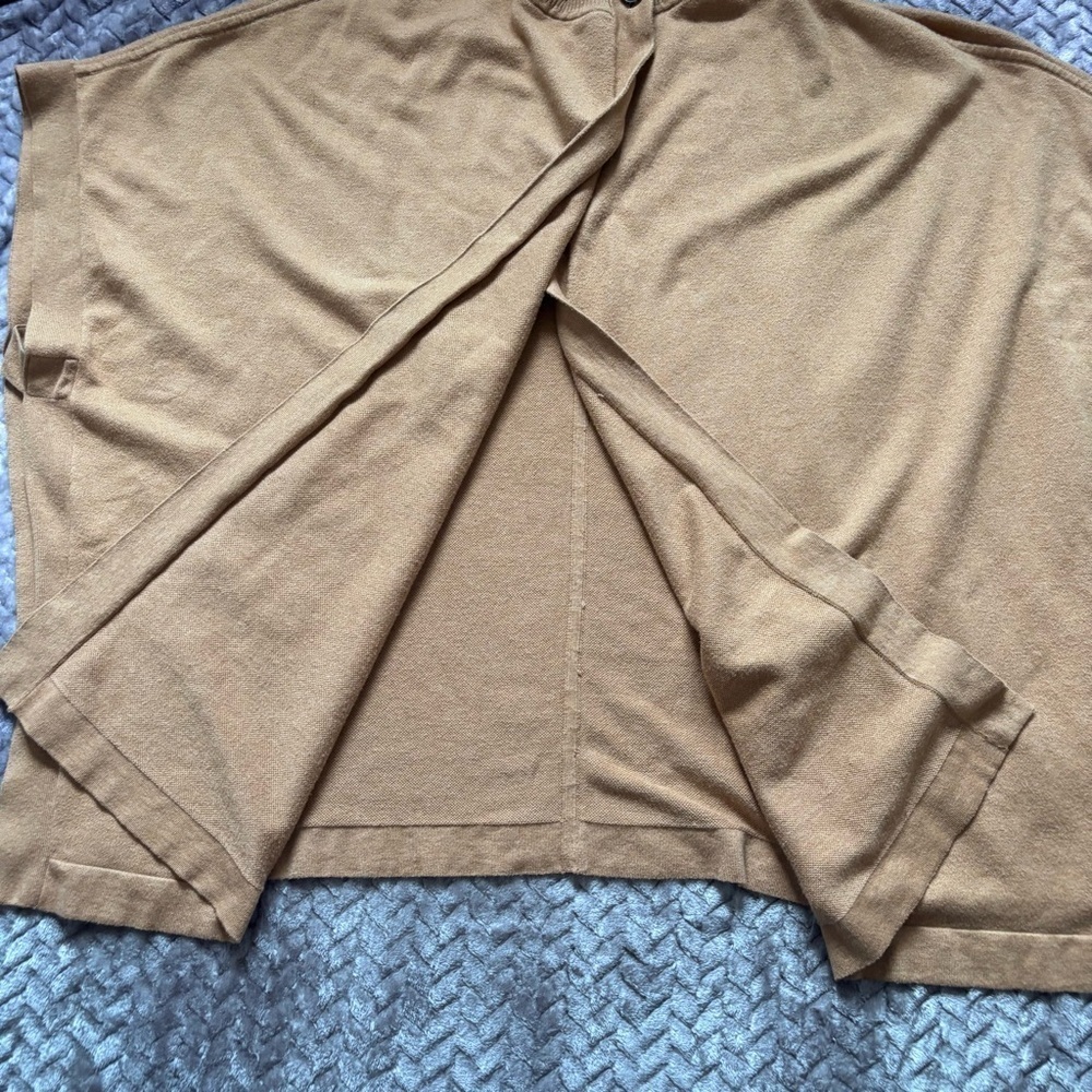 Banana Republic tan cotton blend cape poncho sweater size M/L - Picture 5 of 11